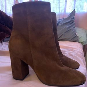 Aldo Piralia suede boots